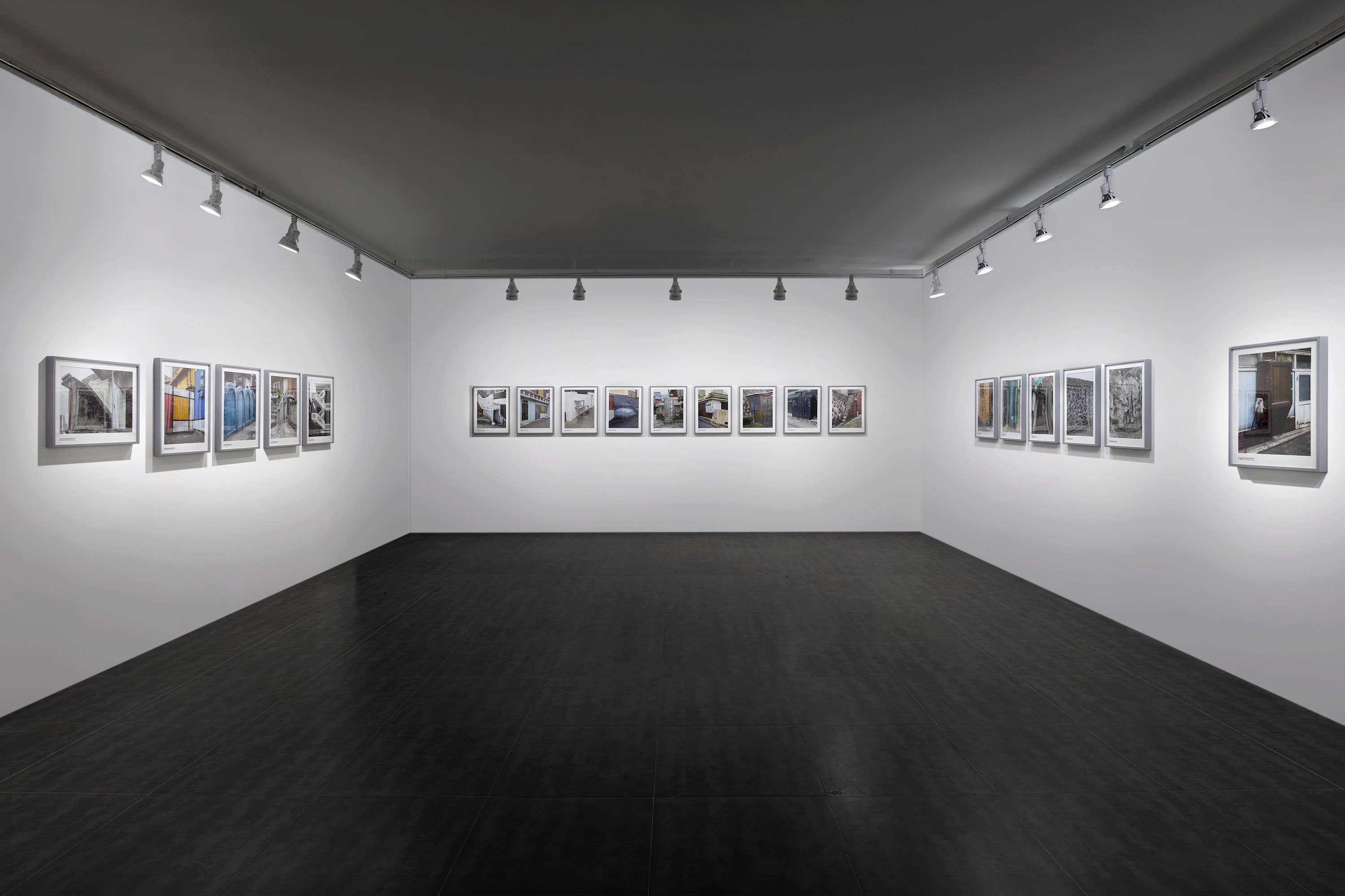 Worn Away Scenery : Improvised Form installation view